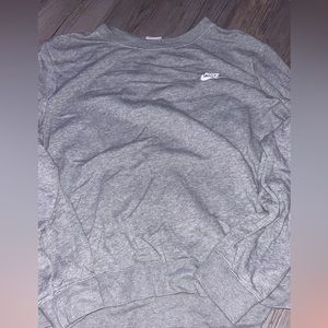 nike crew neck